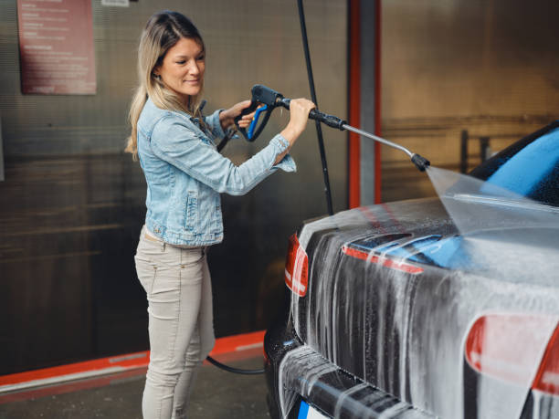 Best Garage Pressure Washing  in Long Hill, CT